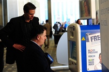 Michael Dell tries SoloHealth Station